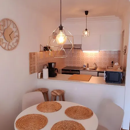 Studio @the Beach Apartment